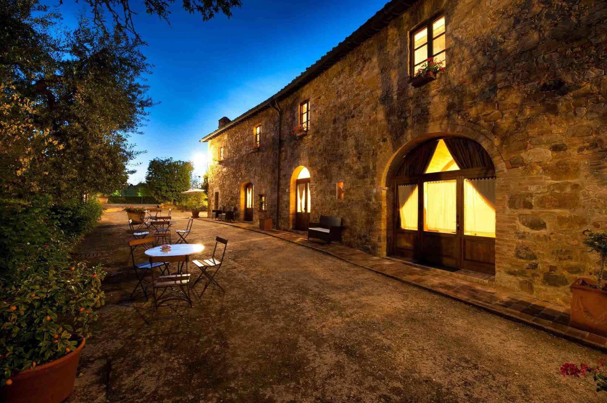 Sarna Residence San Quirico dʼOrcia Extérieur photo