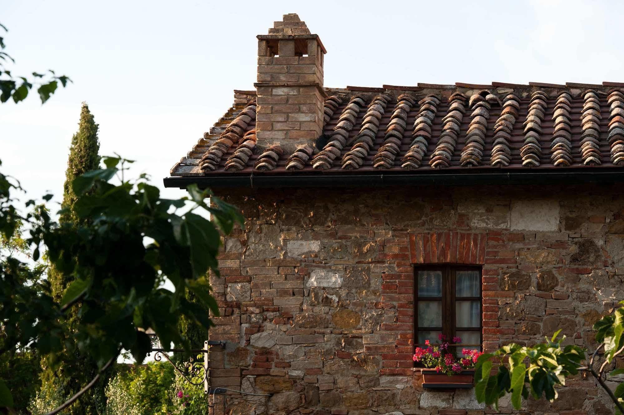 Sarna Residence San Quirico dʼOrcia Extérieur photo