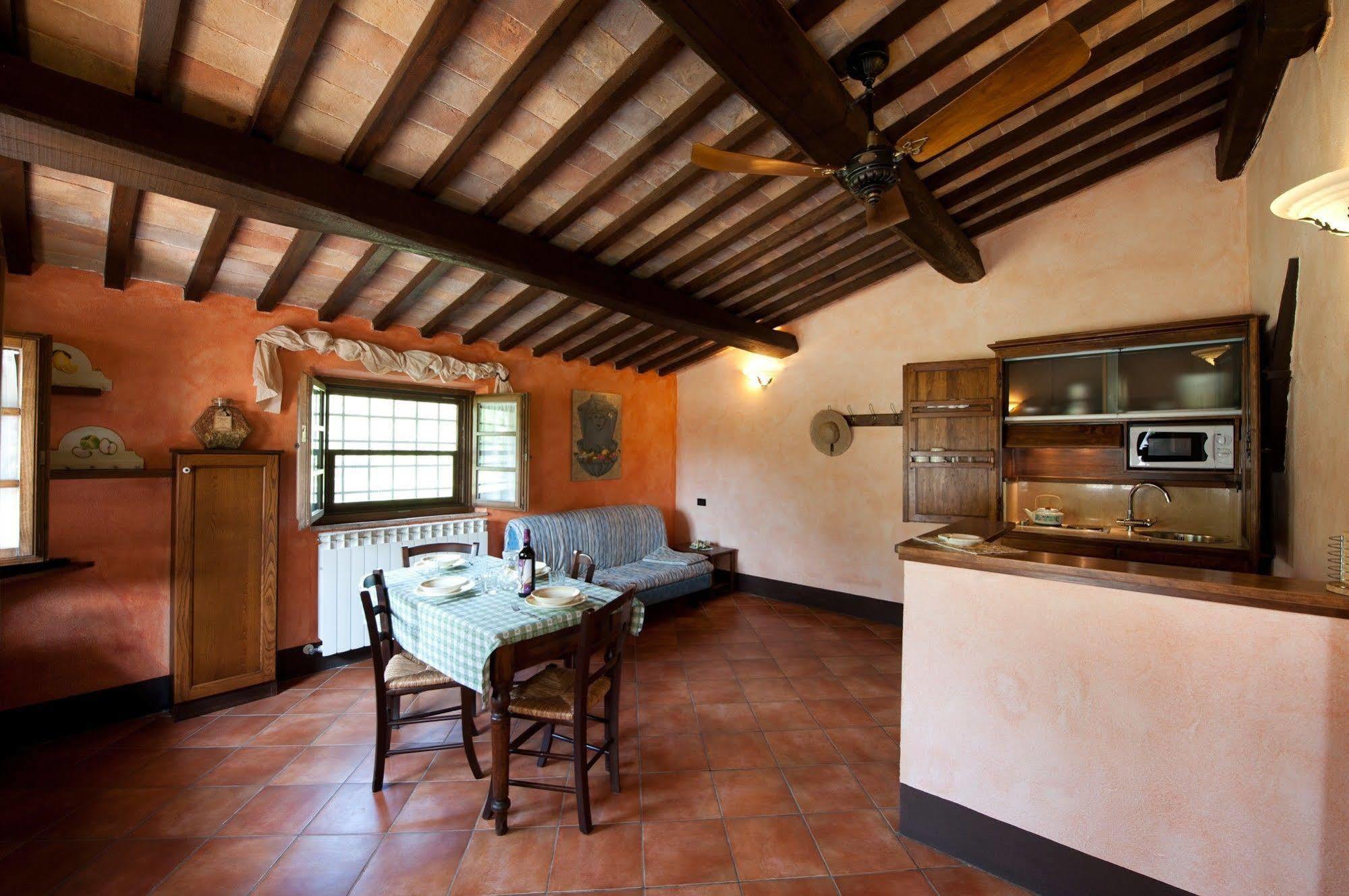 Sarna Residence San Quirico dʼOrcia Extérieur photo
