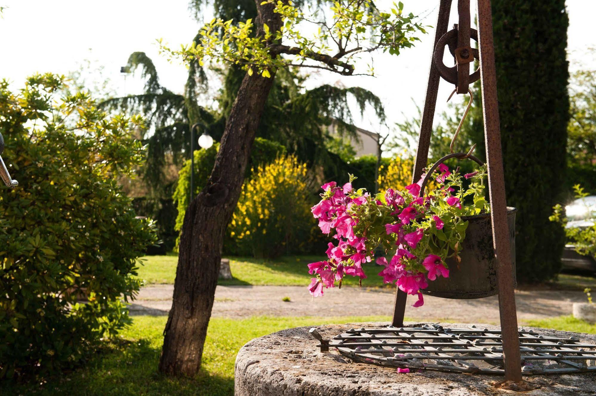 Sarna Residence San Quirico dʼOrcia Extérieur photo